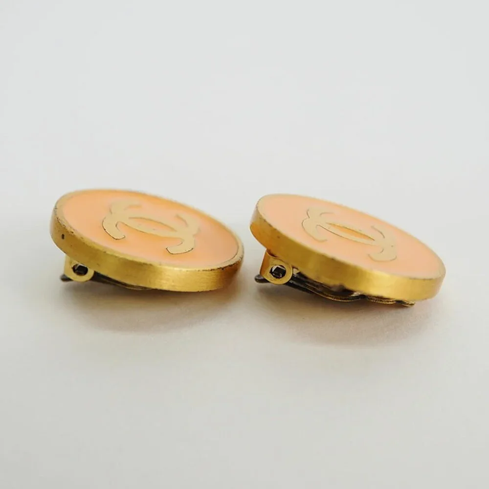 CHANEL Black Earrings - Picture 2 of 6